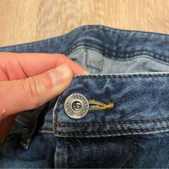 Diesel Darron Regular Slim Tapered Denim Jeans ORBE4 Wash Button Fly 36x32 - Picture 4 of 10